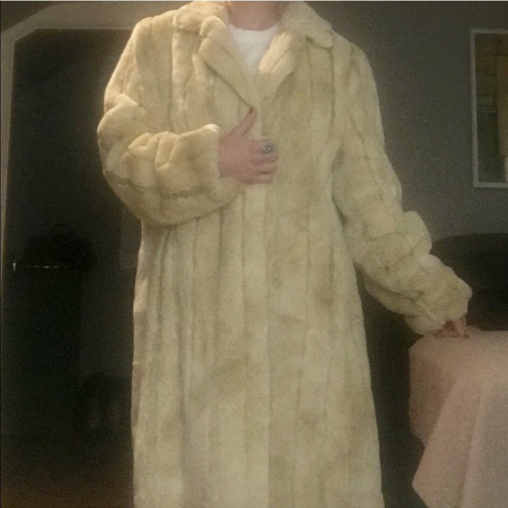 Full Length 39” Fur Coat Jacket Size XL EUC - Picture 4 of 8